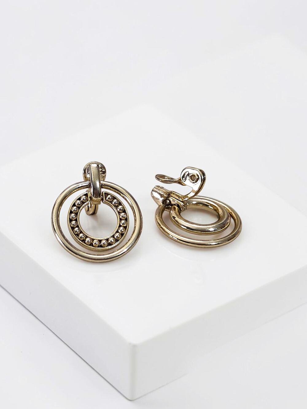 TJG The Jewelry Group Vintage Gold Circle Dangle Clip On Earrings